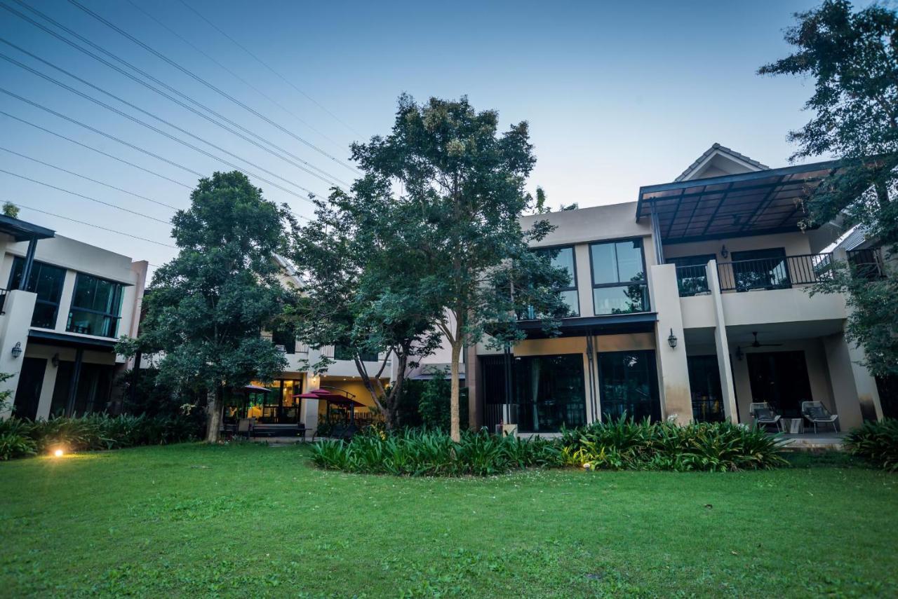 Cozy Time Villa Hotel チエンマイ エクステリア 写真